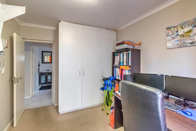 To Let 3 Bedroom Property for Rent in Somerset West Western Cape